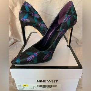 Nine West bee high heels 🐝